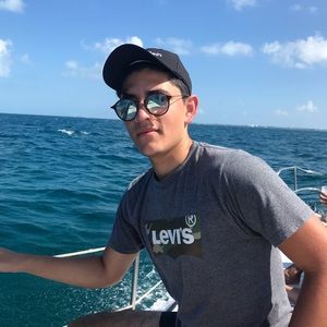 Meet your Posher, Fernando